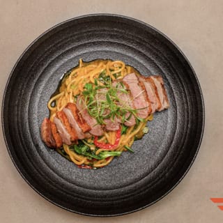 SPICY DUCK LO MEIN