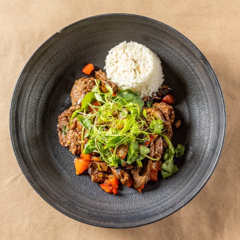 Takeout Delights: Asian-Fusion, Vietnamese, and More